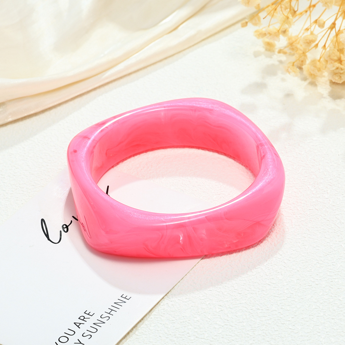 European And American Geometric Blooming Coffee Color Bracelet Resin Arc